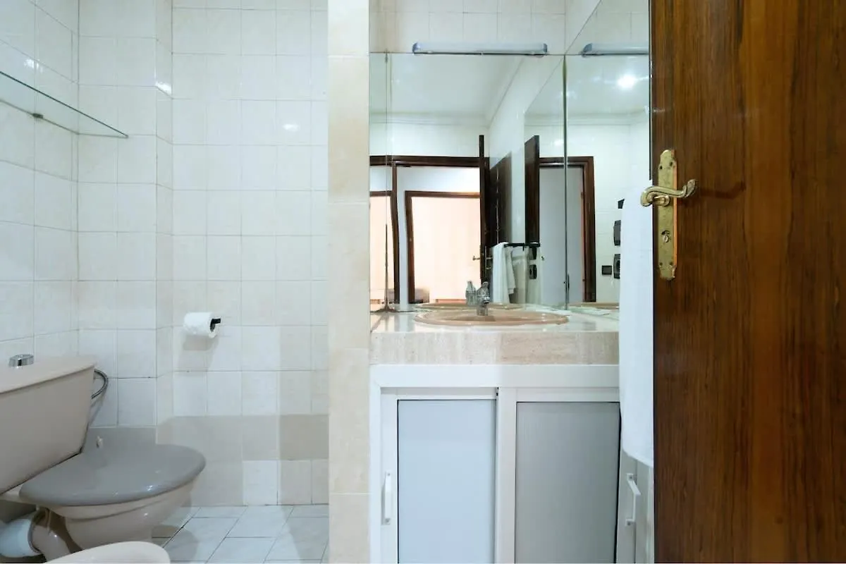 Appartement Cosy A Maarif, A Cote Du Mcdonald'S Casablanca 0*,  Maroko